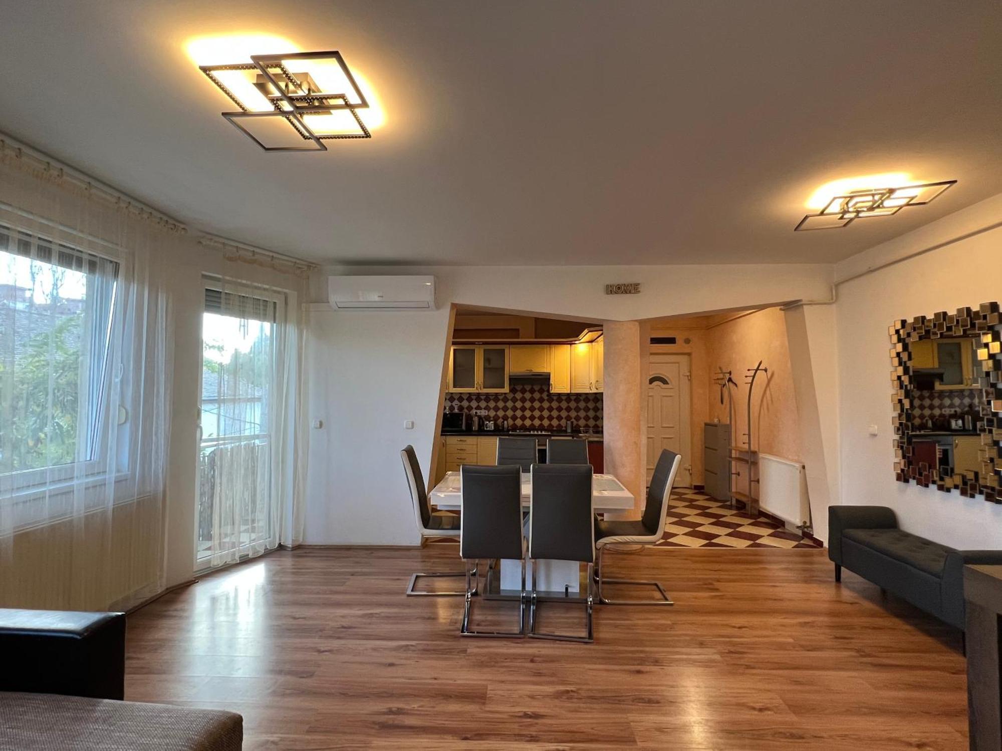 Kristaly Apartman 塞格德 外观 照片