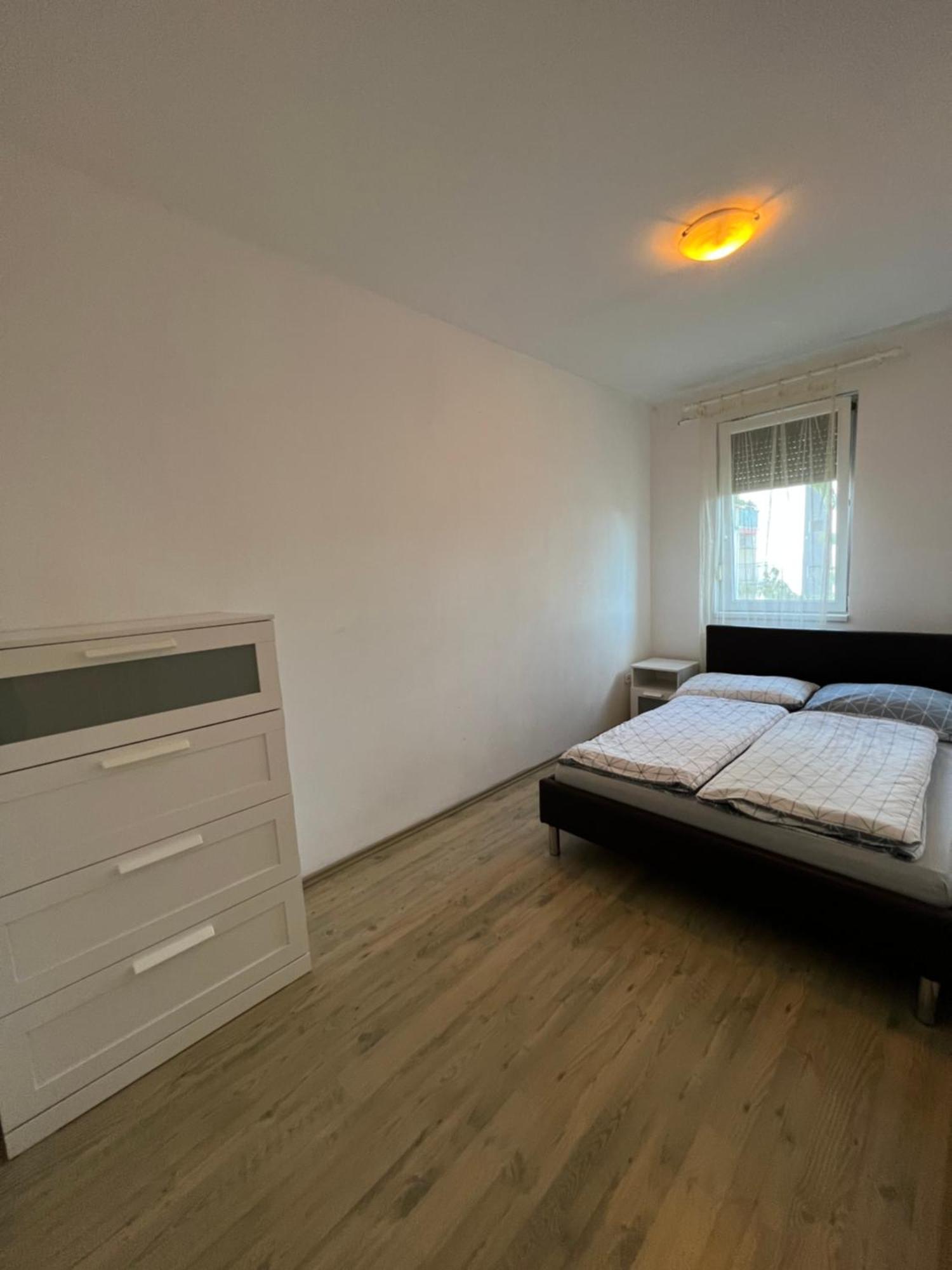 Kristaly Apartman 塞格德 外观 照片
