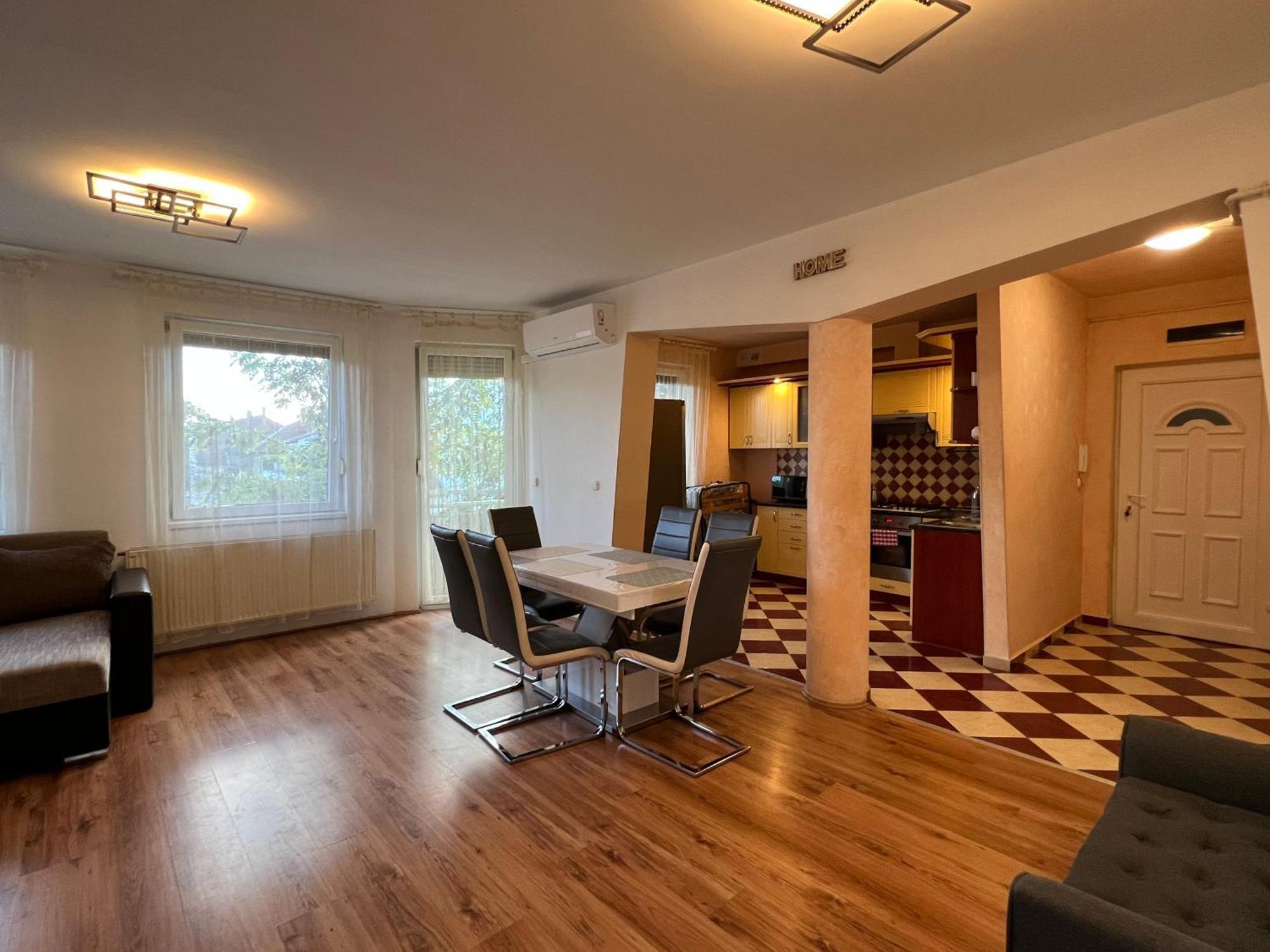Kristaly Apartman 塞格德 外观 照片