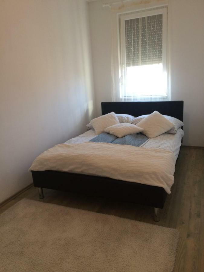 Kristaly Apartman 塞格德 外观 照片