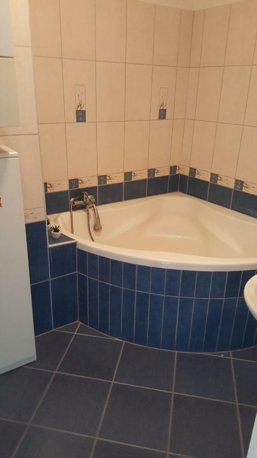 Kristaly Apartman 塞格德 外观 照片