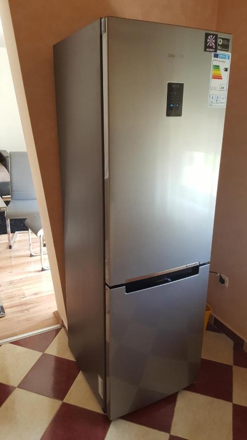 Kristaly Apartman 塞格德 外观 照片